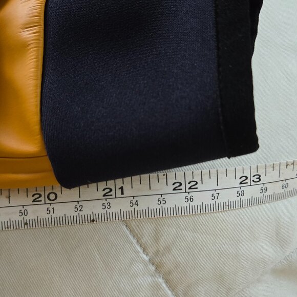 Men's Large Alaskan Hardgear rain slicker/fishing jacket - Picture 9 of 15